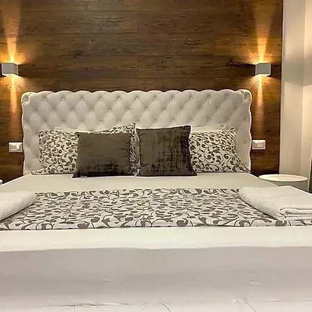 Vatican G&g B&B